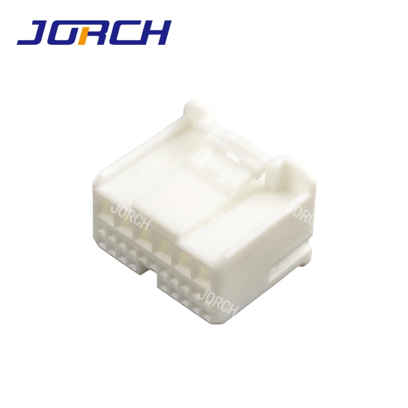 Konektor 1318757-1 Terminální plastová skořápka 26Pin Spacing 2,2mm